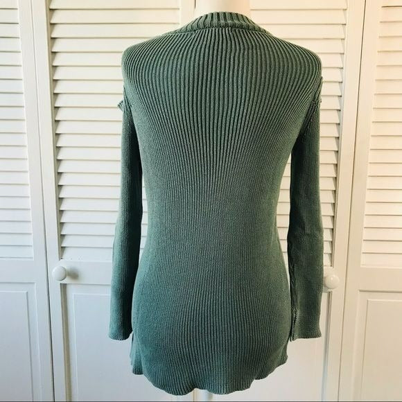 ROCK & REPUBLIC Green Cold Shoulder Sweater Size S