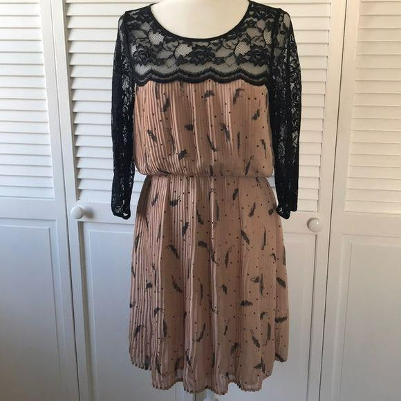 Black Rainn Pleated Dress with Lace Size M