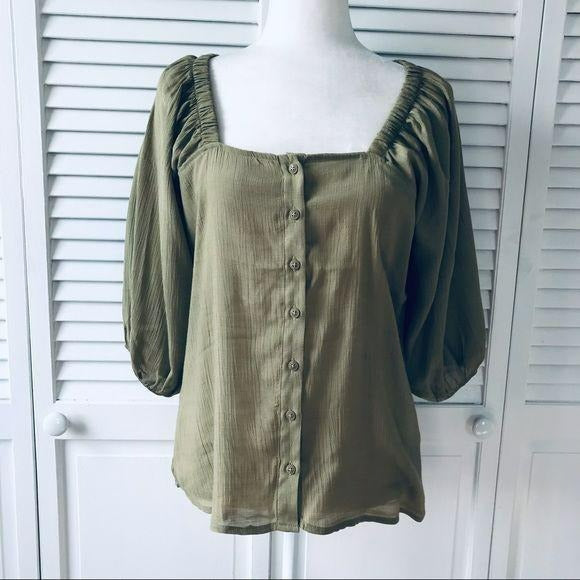 *NEW* HARVE BENARD Green Button Down Blouse