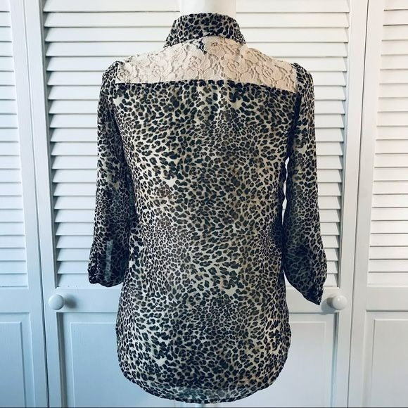 IZ BYER Cheetah Print Button Down Blouse