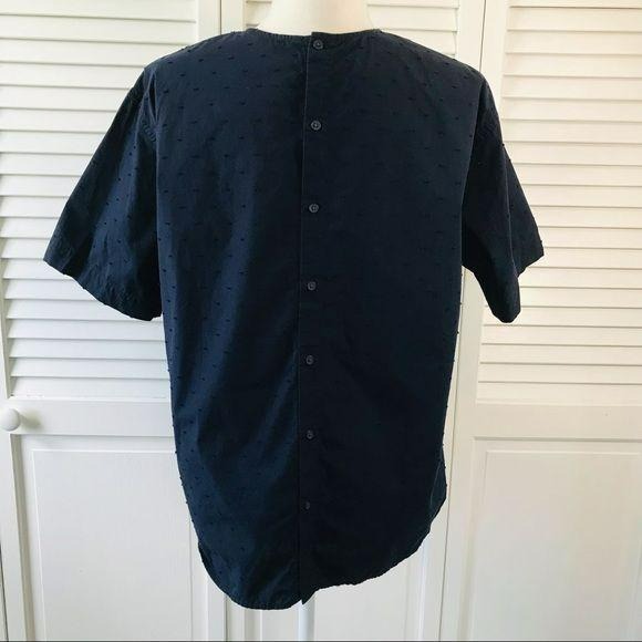 UNIQLO Blue Short Sleeve Button Up Back Top