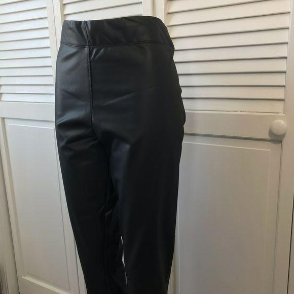 *NEW* MAX STUDIO Faux Leather Leggings Size XL