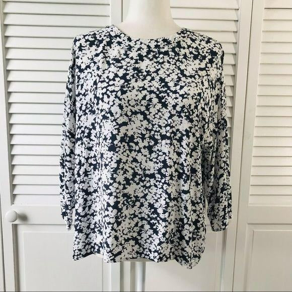 UNIQLO Black White Floral Top
