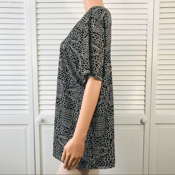 CROFT & BARROW Scoop Neck Black White Short Sleeve Shirt