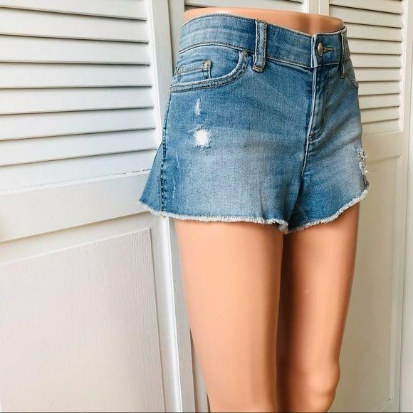 CLUB MONACO Distressed Jean Short Size 2