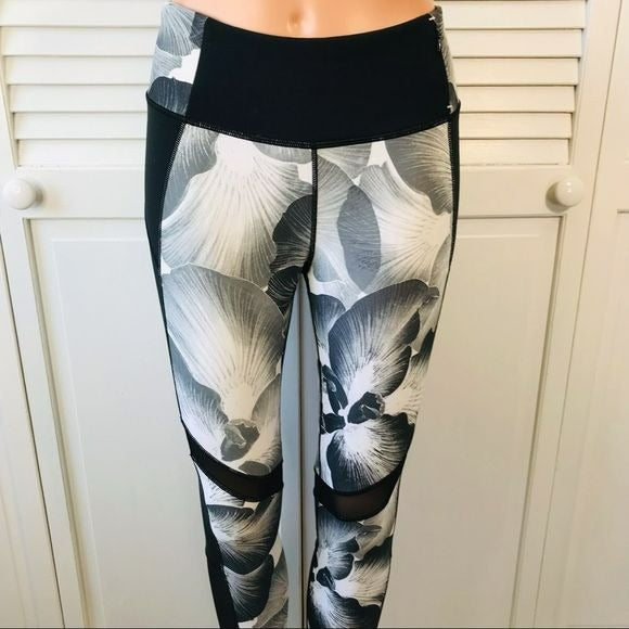CALIA By Carrie Underwood Gray Black Mesh Detail Leggings Size S