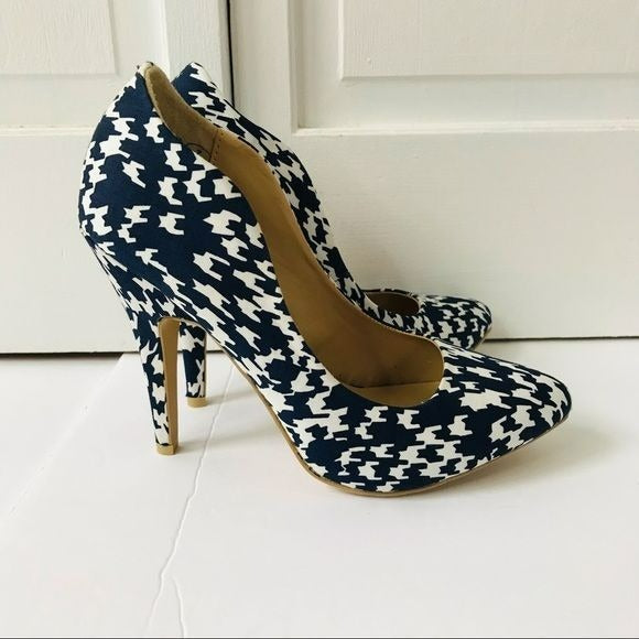 JUSTFAB Navy White Merne Pointed Toe Heels Size 7
