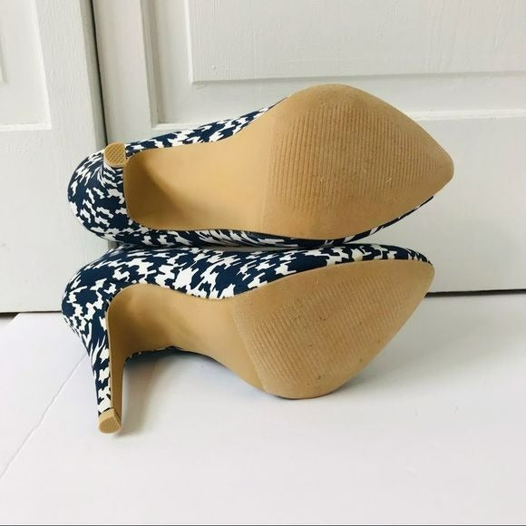 JUSTFAB Navy White Merne Pointed Toe Heels Size 7