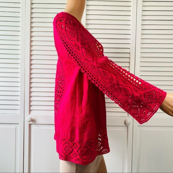 BLUE TASSEL By Anthropologie Bright Pink Boho Crochet Shavonne Top Size M