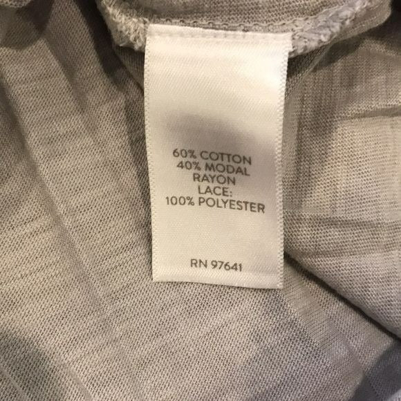 J. JILL Gray Scoop Neck 3/4 Sleeve Shirt