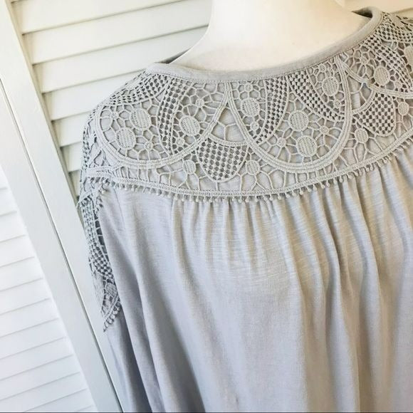 J. JILL Gray Scoop Neck 3/4 Sleeve Shirt
