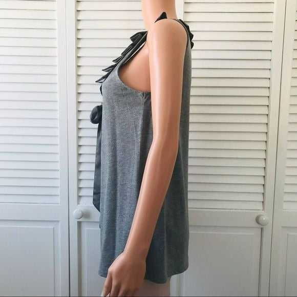 NEW YORK & COMPANY V-Neck Tank Top