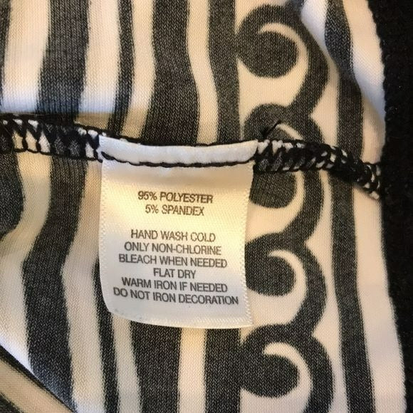 WHITE HOUSE BLACK MARKET Black Graphic Print Holiday Shift Dress