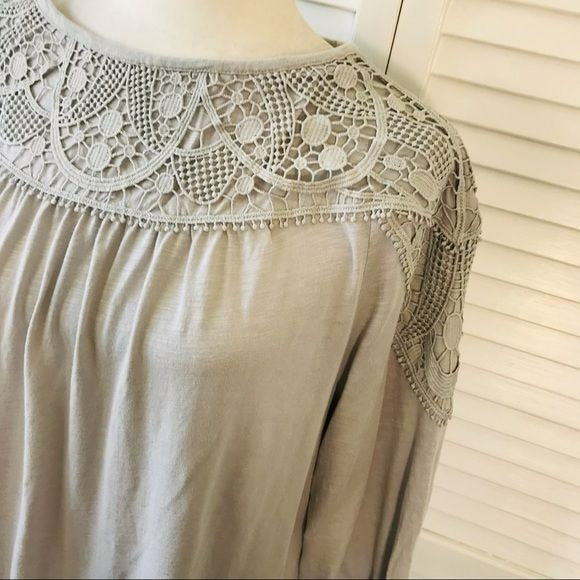 J. JILL Gray Scoop Neck 3/4 Sleeve Shirt