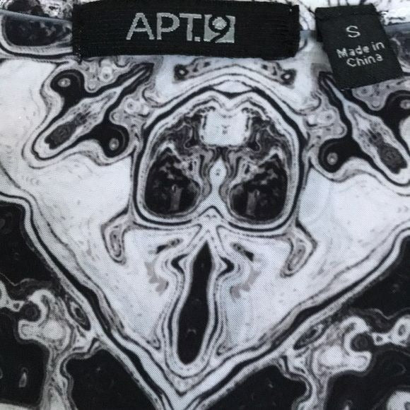 APT. 9 White Black Sleeveless Top