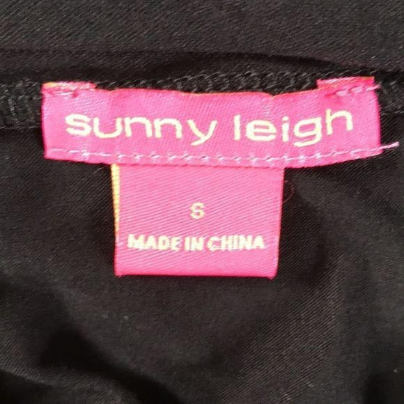 *NEW* SUNNY LEIGH Black Cold Shoulder Top Size S