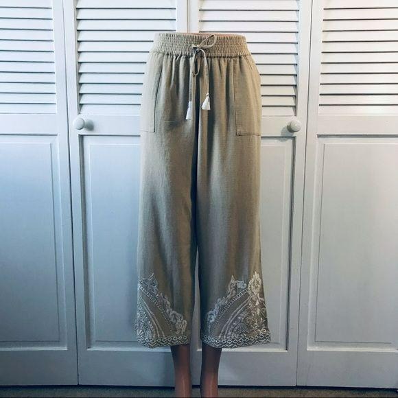 *NEW* SOFT SURROUNDINGS Beige Embroidered Pants