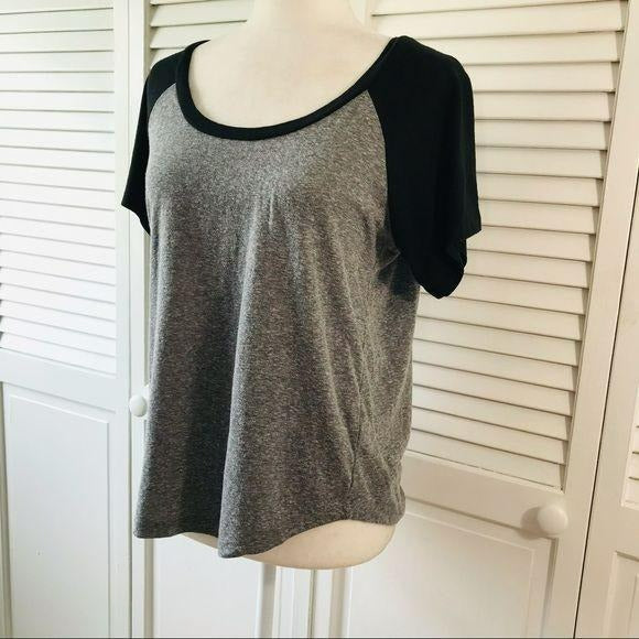 NOLLIE Gray Black Short Sleeve Tee