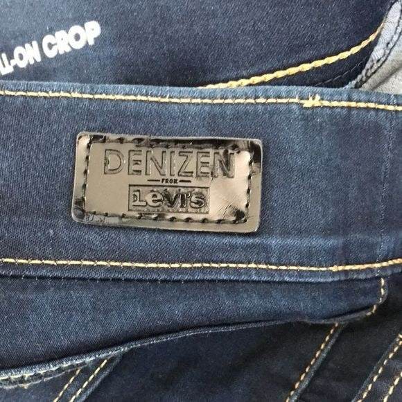 LEVI’S Blue Denizen Pull-On Crop Jeans Size 16