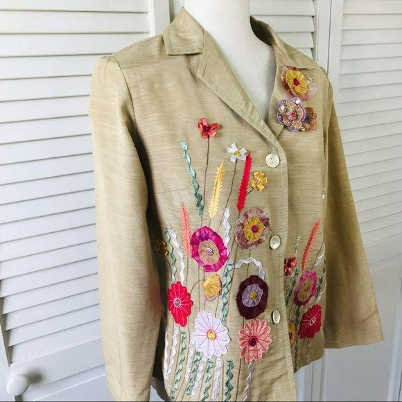 INDIGO MOON Beige Embroidered Blazer