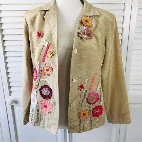INDIGO MOON Beige Embroidered Blazer