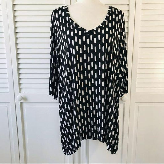 JONES & CO Black White V-Neck Shirt Size 1X