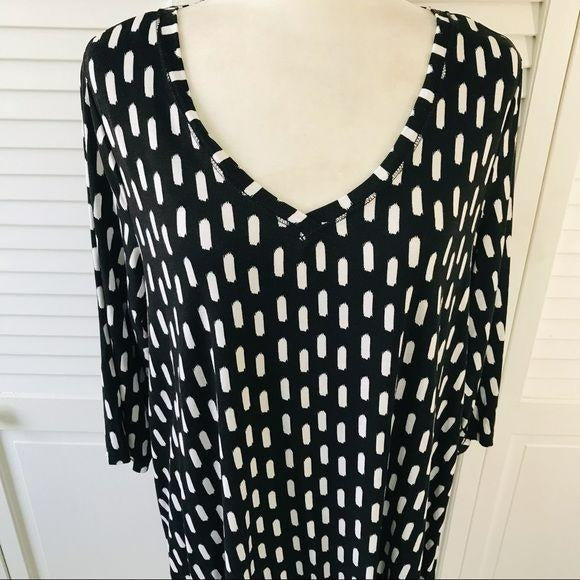JONES & CO Black White V-Neck Shirt Size 1X