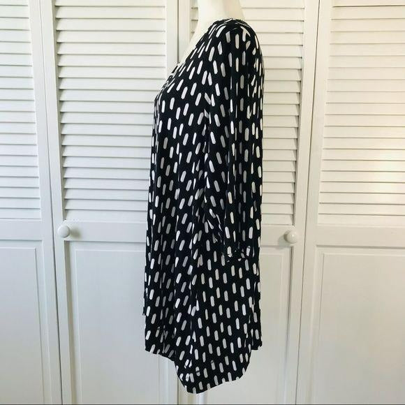 JONES & CO Black White V-Neck Shirt Size 1X