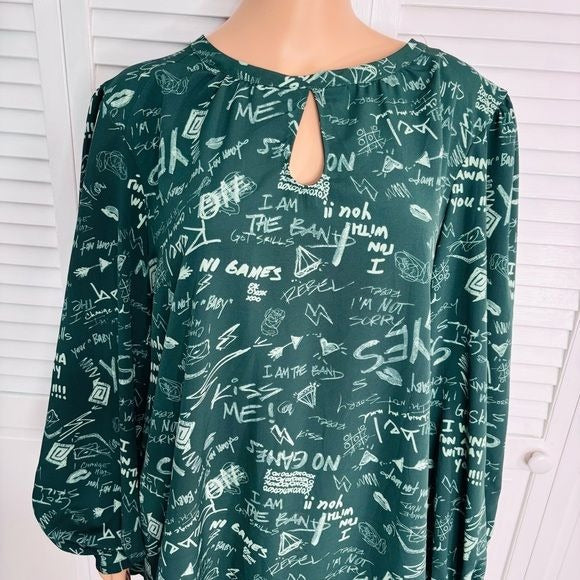 *New* MELISSA MCCARTHY SEVEN7 Graffiti Green Blouse Size 2X