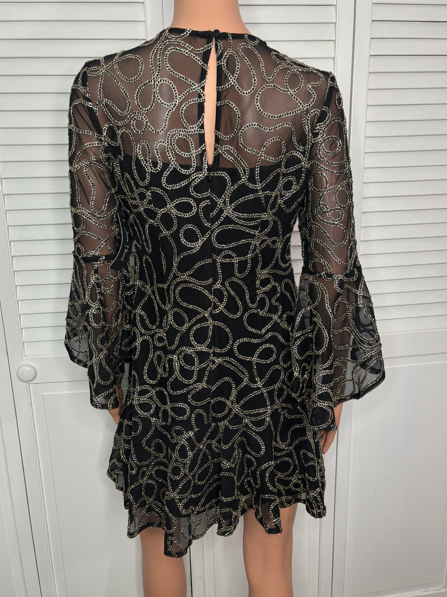 New JESSICA HOWARD Black & Gold Chain Mesh Sheer Bell Sleeve Dress Size 4P