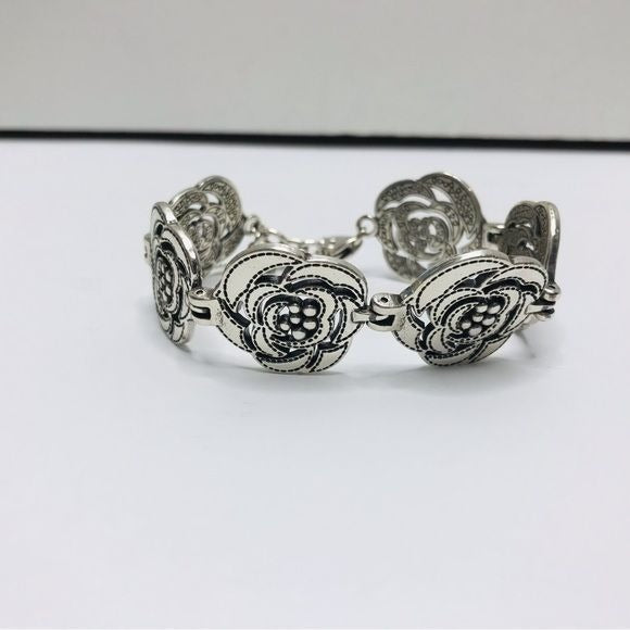 *NEW* BRIGHTON Silver Flower Design Bracelet