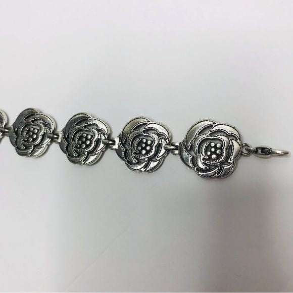 *NEW* BRIGHTON Silver Flower Design Bracelet