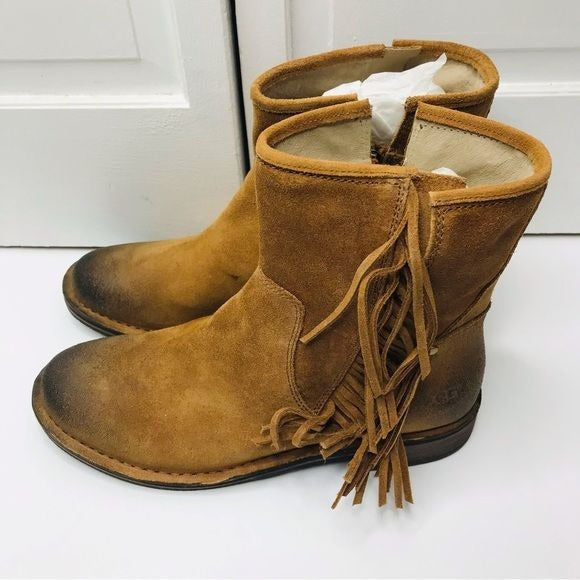 *NEW* UGG Layne Chestnut Distressed Leather Boots Size 9