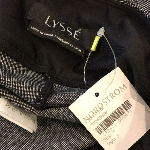 LYSSE Gray Textured Pull On Cropped Pants Size M *NEW*