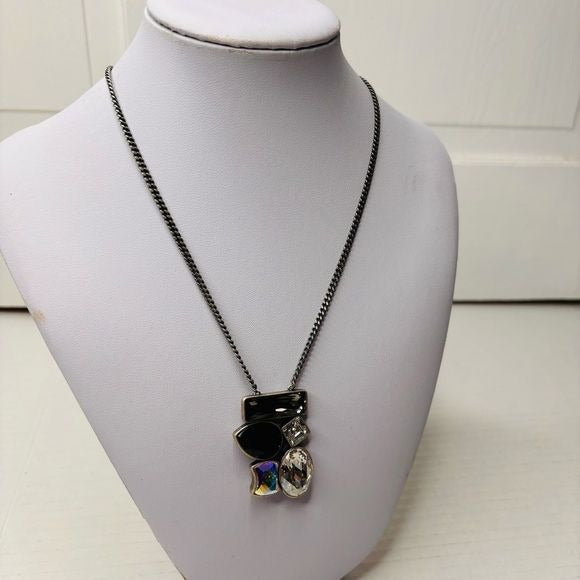 TOUCHSTONE CRYSTAL Swarovski Crystal Necklace