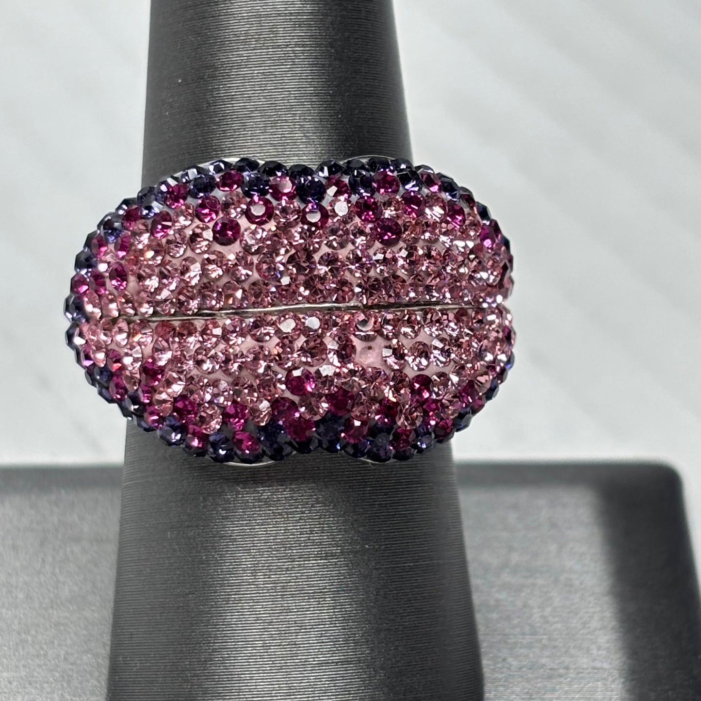 Sterling Silver Ombré Pave Lips Cocktail Ring Size 8