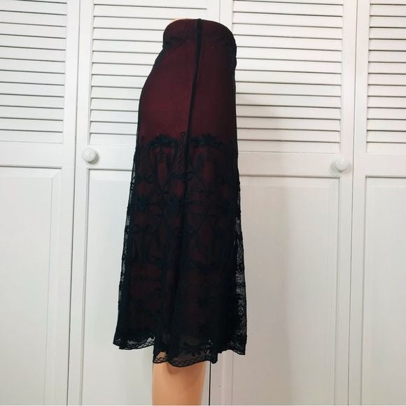 LANE BRYANT Black Red Embroidered Skirt Size 14/16 *NEW*