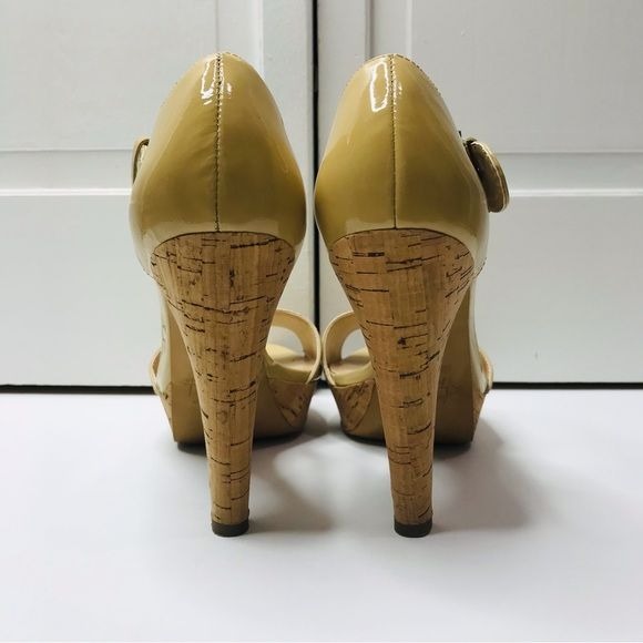 FRANCO SARTO Nude Cork Heels Size 9M