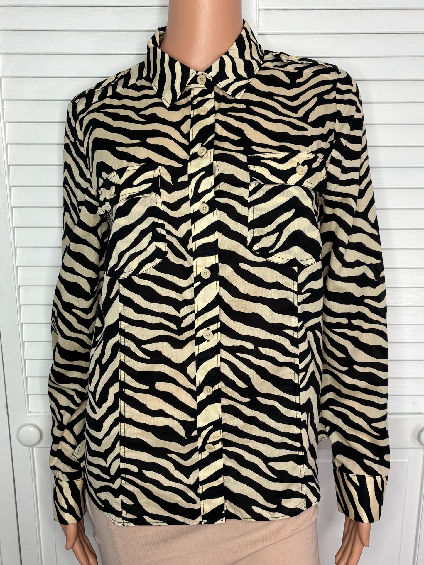 BANANA REPUBLIC Zebra Safari Print Heritage Utility Button Down Shirt Medium