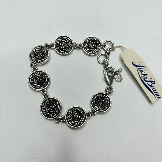 *NEW* LUCKY BRAND Silver Circle Flower Charm Bracelet