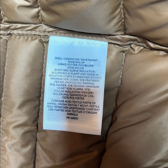 LANDS’ END Ultralight 600 Down Puffer Jacket Size Medium