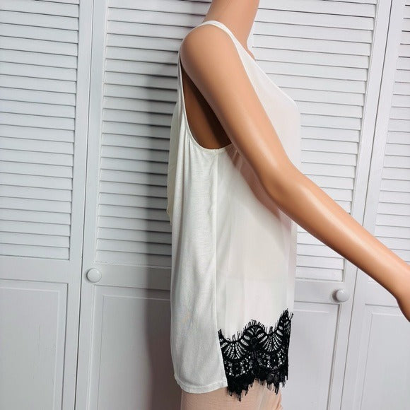 *New* EXPRESS White Sleeveless Lightweight Polyester Blouse Size Large