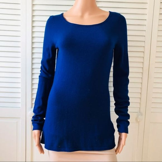 EXPRESS Royal Blue Scoop Neck Sweater Size M