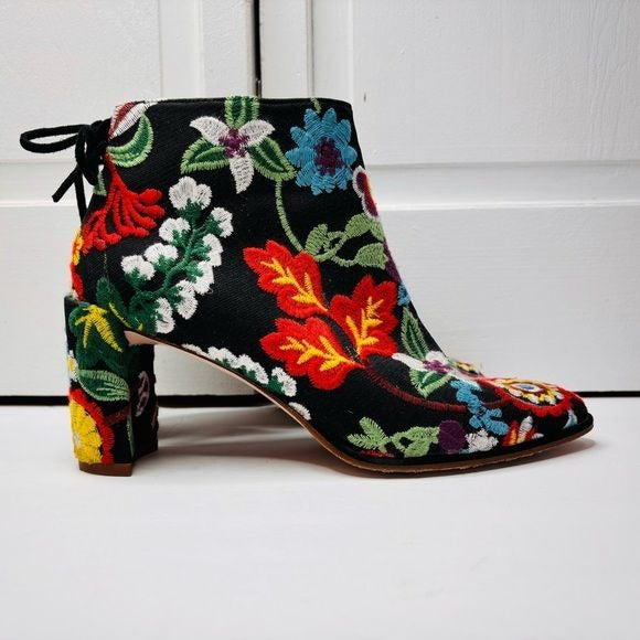 STUART WEITZMAN Pure Embroidered 90mm Multi Botanic Booties Size 7.5