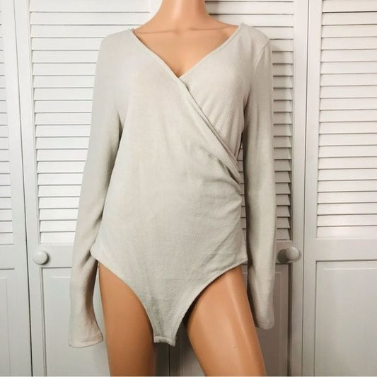 ASTR THE LABEL Ash V-Neck Sweater Bodysuit Size XL *New*