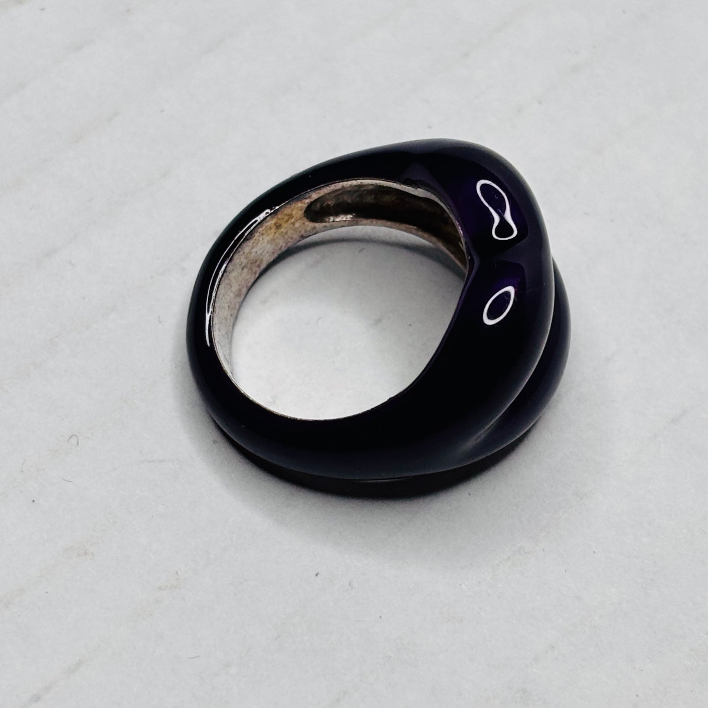 HOT LIPS By Solange Azagury-Patridge Purple Lacquer Lip Ring Size 8