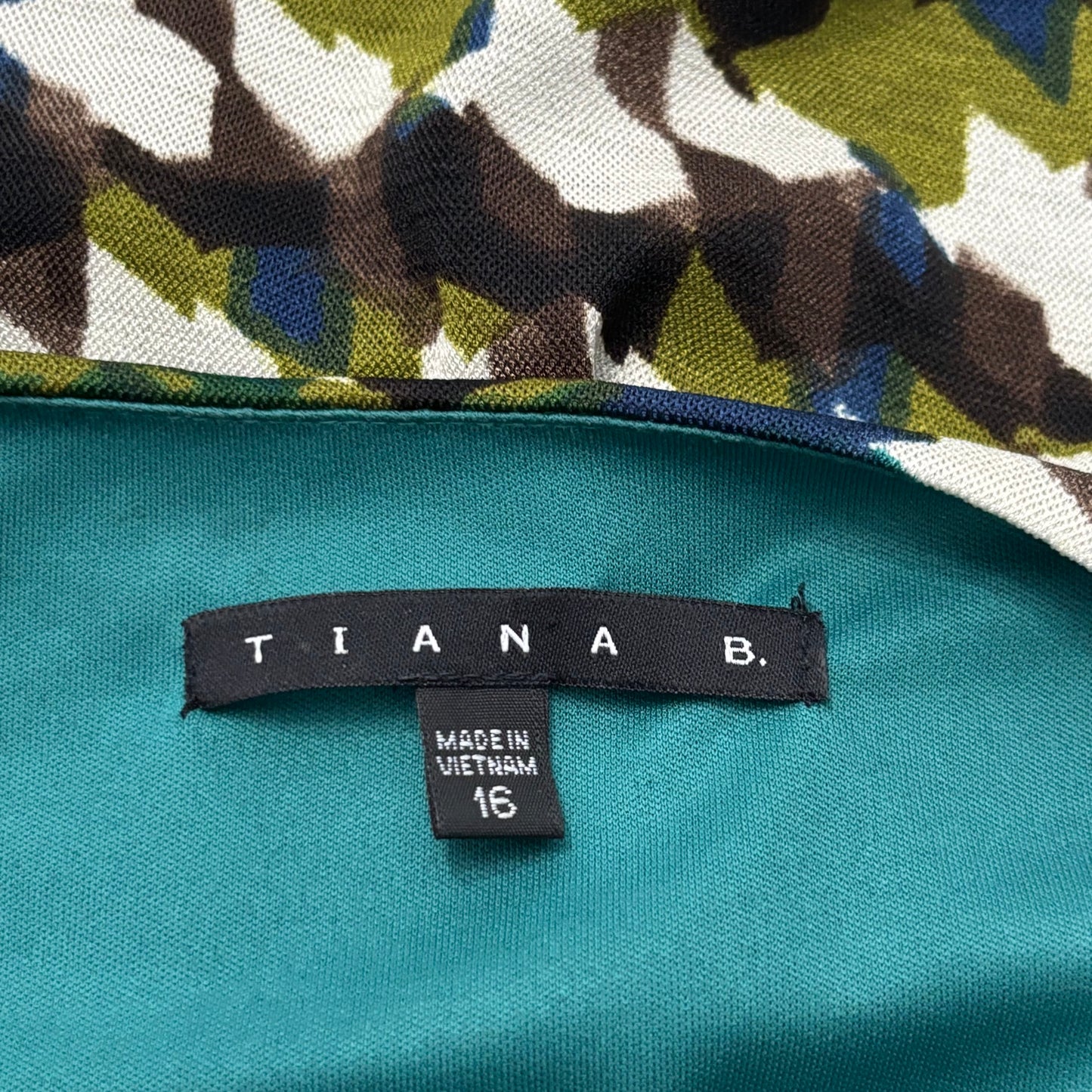 TIANA B. Geo Print Long Sleeve Knit Dress Size 16