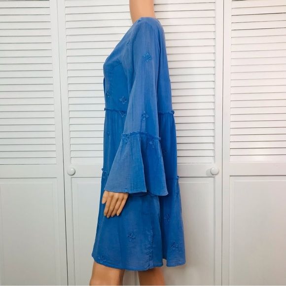 ASPIGA Blue V-Neck Bell Sleeve Dress Size Medium