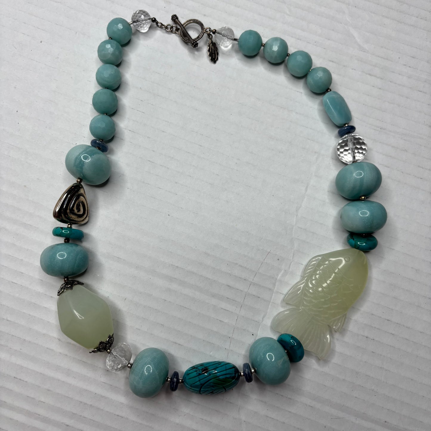 AMY KAHN RUSSELL Vintage Sterling Silver Carved Jade Koi Fish Necklace