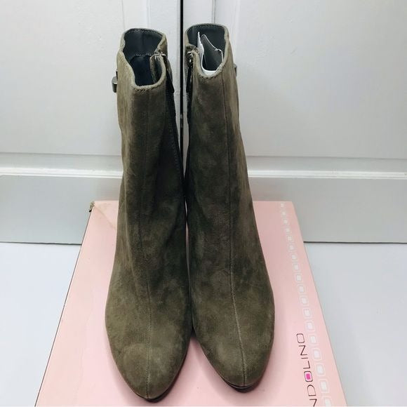 *NEW* BANDOLINO Calluno Gray Suede Heeled Boots Size 9